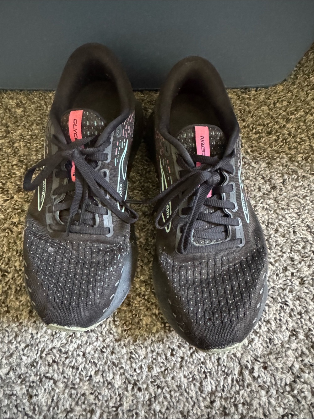 Brooks Glycerin GTS Women’s Running Shoes Black Pink Size 9.5